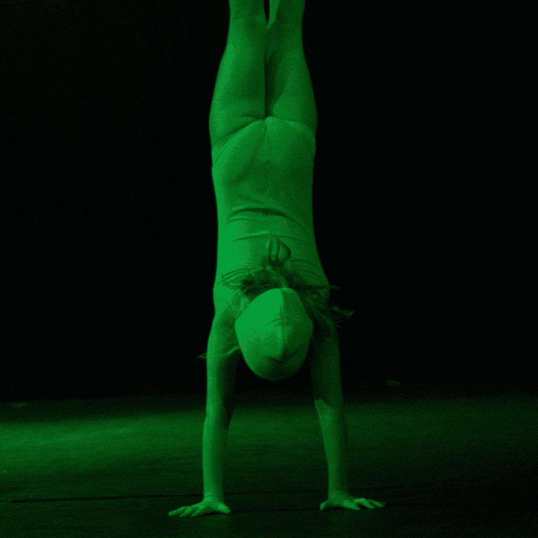 Acro | Gym | Tricks | Age: 11-15y | Saturday at 15.15 - 16:00pm | Marlborough - Full Term - Dakoda&
