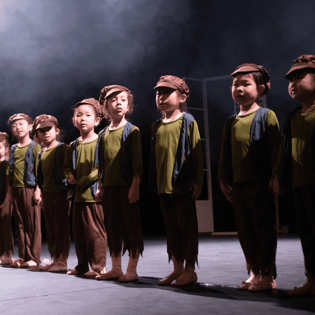 Drama| Age: 5-8y | Saturday at 14:00 -14:45|MH - Knightsbridge - Full Term - From September 2025 - Dakoda&