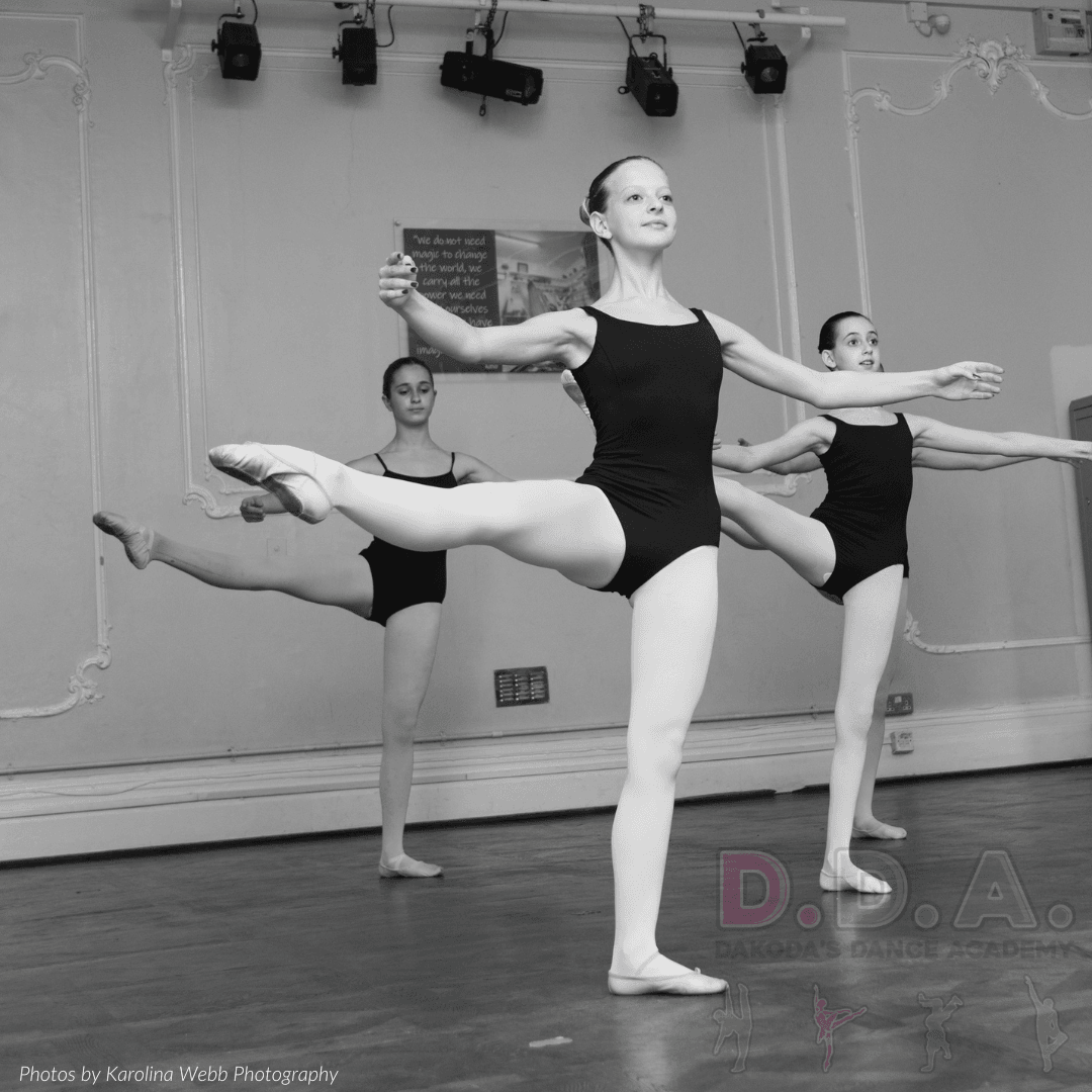 Intermediate Foundation RAD Ballet | Age: 11-16y | Saturdays at 9:00-10:00| MH - Knightsbridge - Full Term - From September 2025 - Dakoda&
