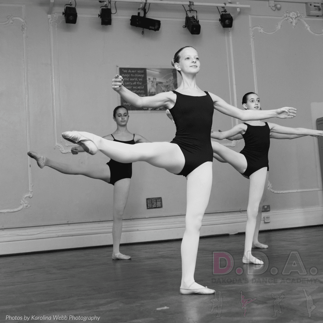 Grade 4 RAD Ballet | Age 11-14y | Saturday at 11:30-12:30| MH - Knightsbridge - Trial Class - From September 2025 - Dakoda&