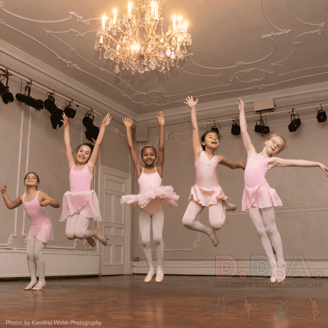 Primary RAD Ballet | Age: 6-9y | Saturday at 15.00 - 15:45pm | More House School, Knightsbridge- Spring - Dakoda&