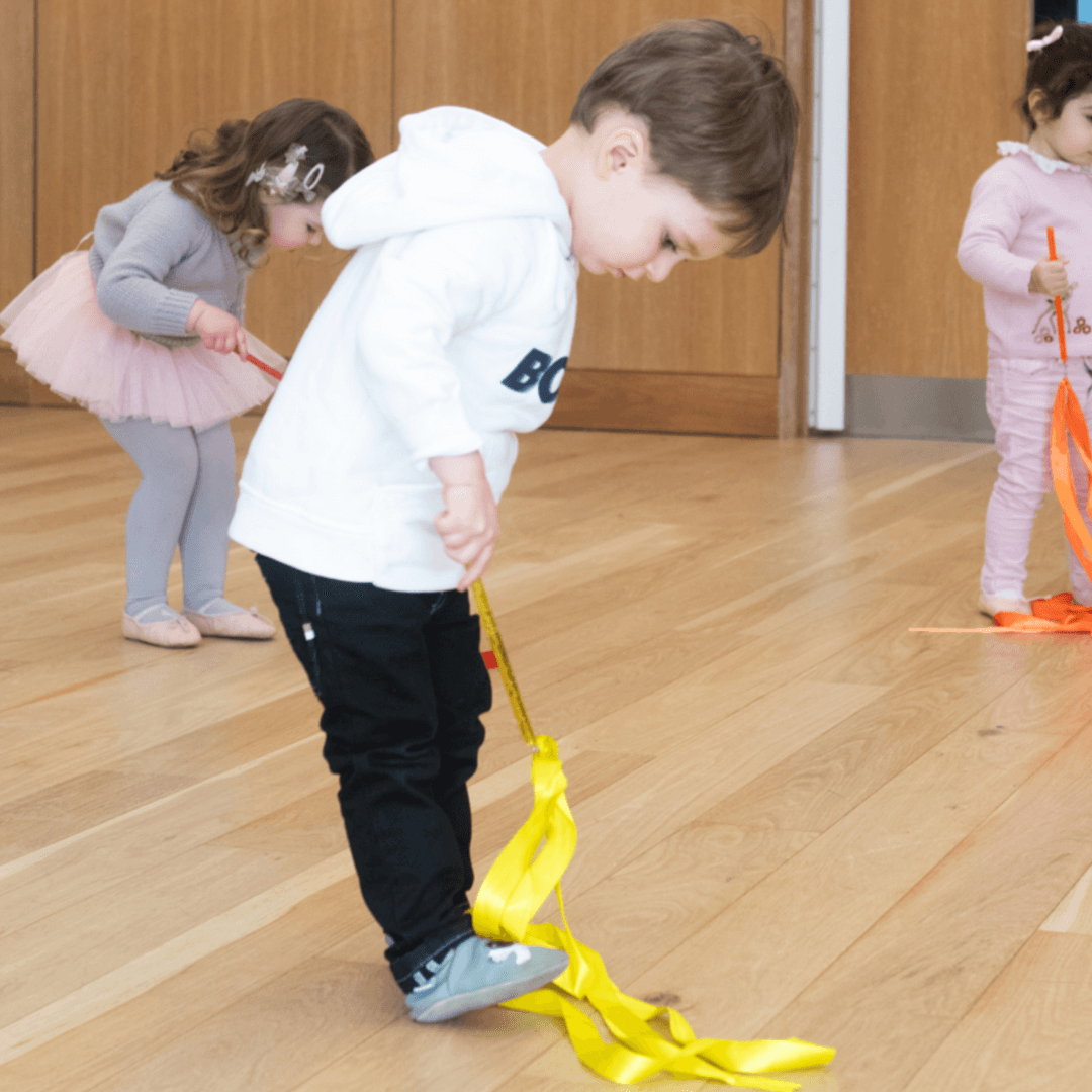 Beginner Ballet | Age: 3-4y | Saturday at 2.30 - 3.00pm | Fulham - Full Term - Dakoda&