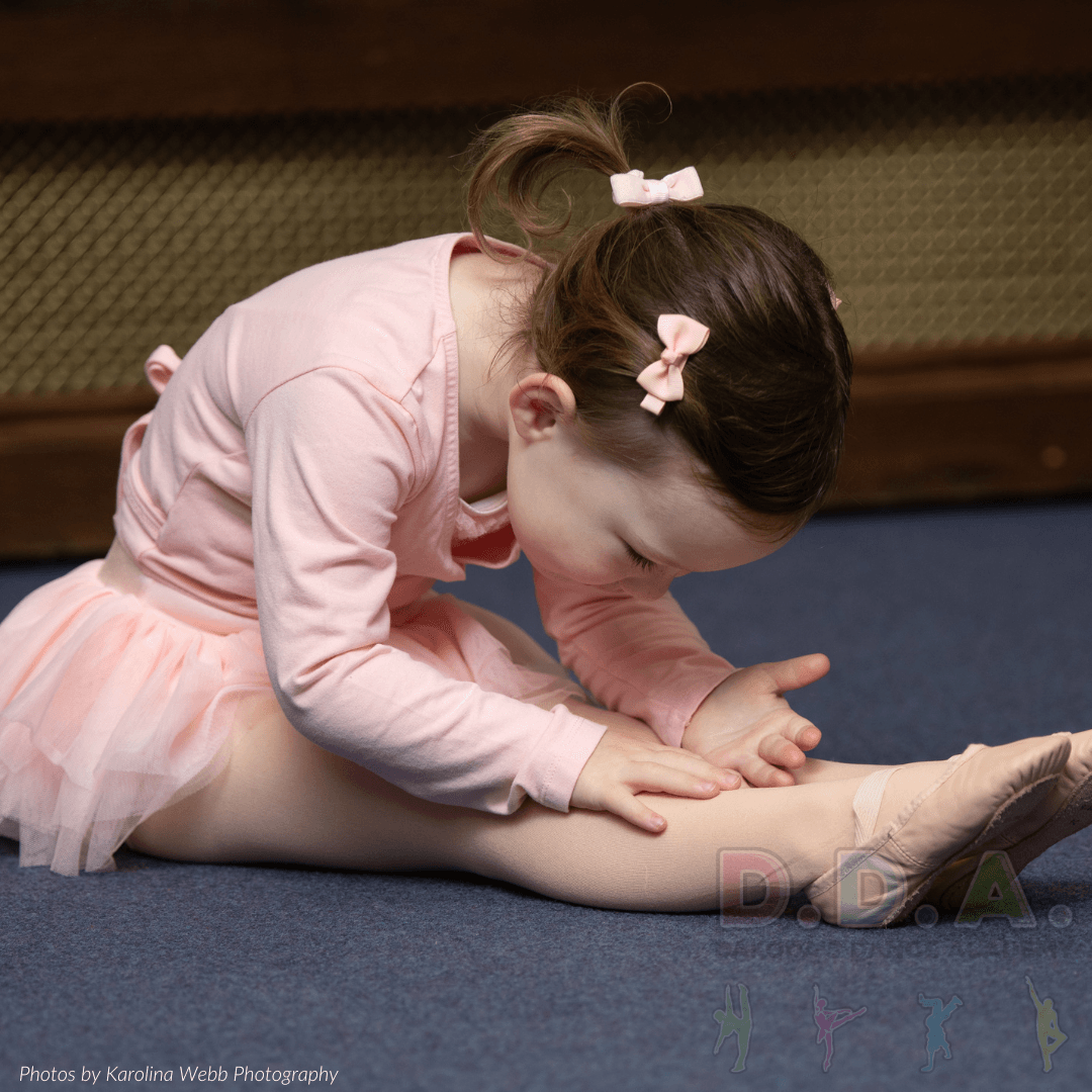 Beginner Ballet | Age: 3-4y | Thursday at 16.00 - 16:30pm | Morehouse, Knightsbridge  - Spring - Dakoda&